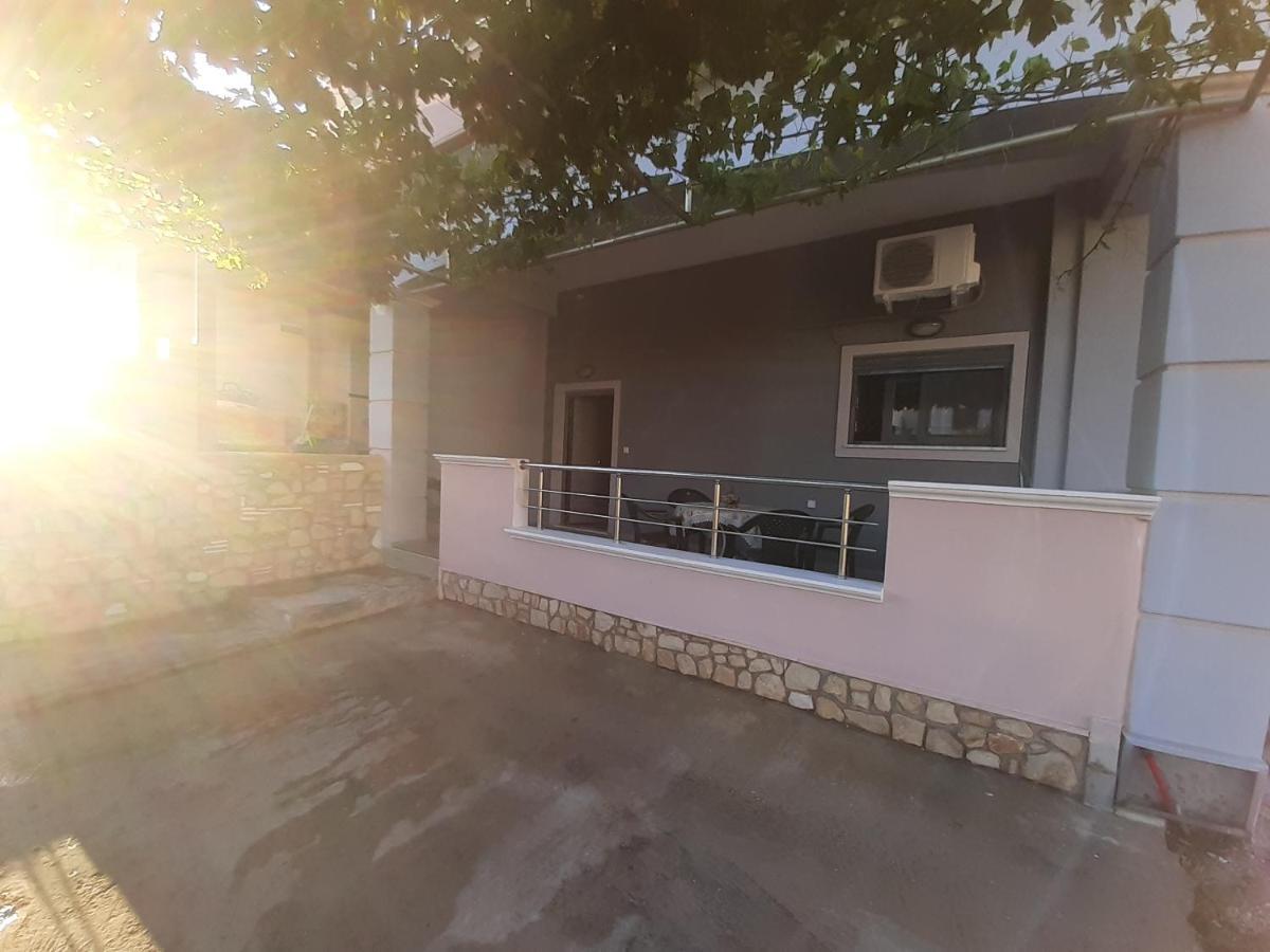 Utsi Villa Ligidhes Luaran gambar